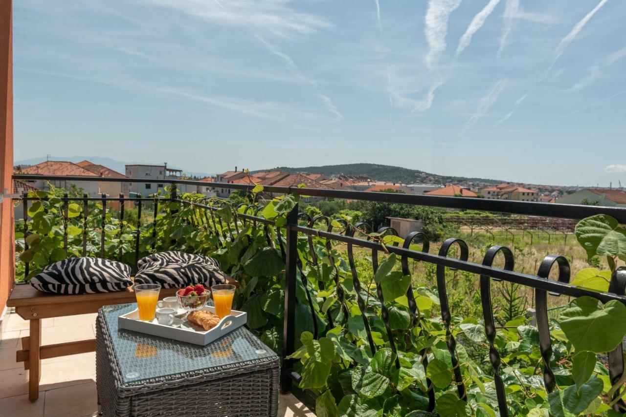 Marinella Apartment Trogir Ngoại thất bức ảnh