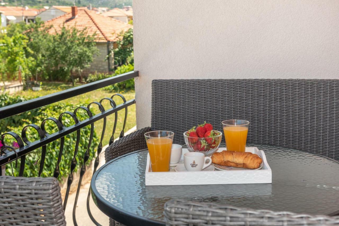 Marinella Apartment Trogir Ngoại thất bức ảnh